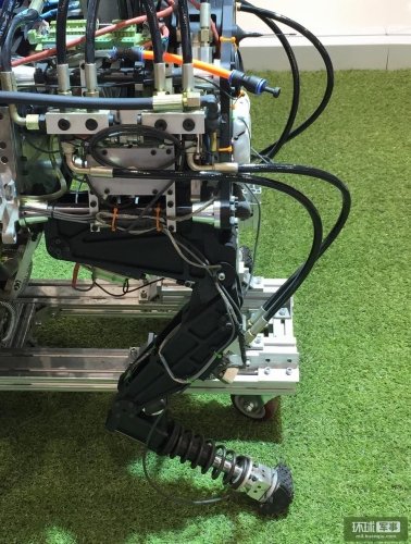 國產(chǎn)“大狗”機(jī)器人真身曝光