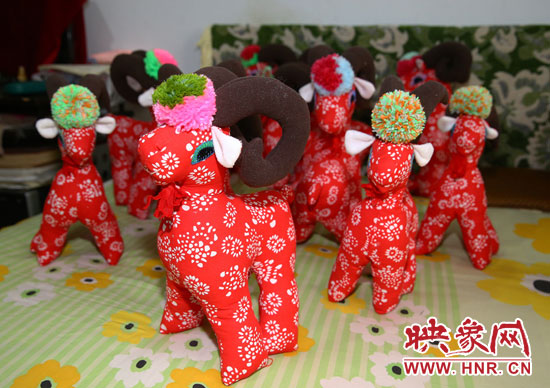 羊年來了，做一些紅紅的羊兒多喜慶