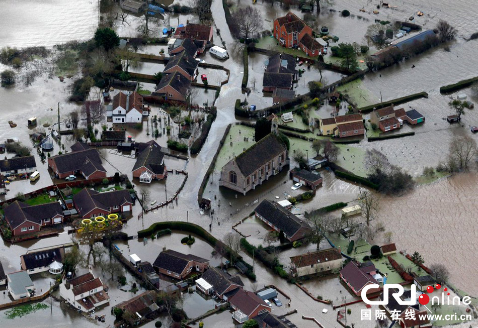 航拍英國薩默塞特郡遭洪水襲擊區(qū)域