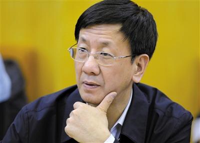 昨日，最高檢檢察長曹建明在遼寧團參加“兩高”報告分組審議。記者 陳杰 攝