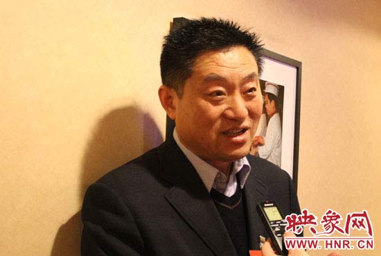 全國人大代表、輝縣市孟莊鎮(zhèn)南李莊村黨支部書記范海濤