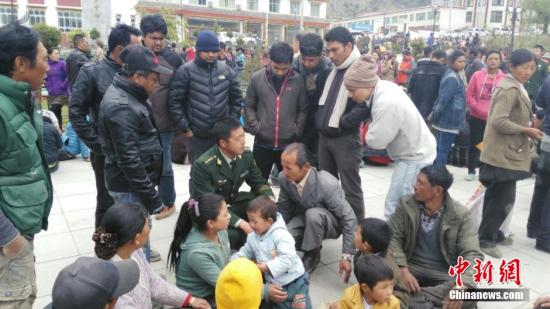 圖為西藏日喀則市吉隆縣吉隆鎮(zhèn)現(xiàn)場。 李國偉 攝