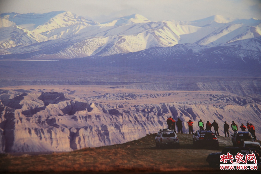 賽車的世界、更是男人的世界。圖為部分參展攝影作品。