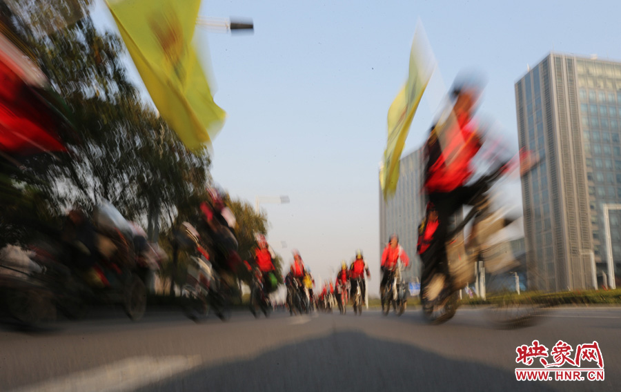 獻(xiàn)愛心、騎行天下，映象網(wǎng)騎行車友樂翻天