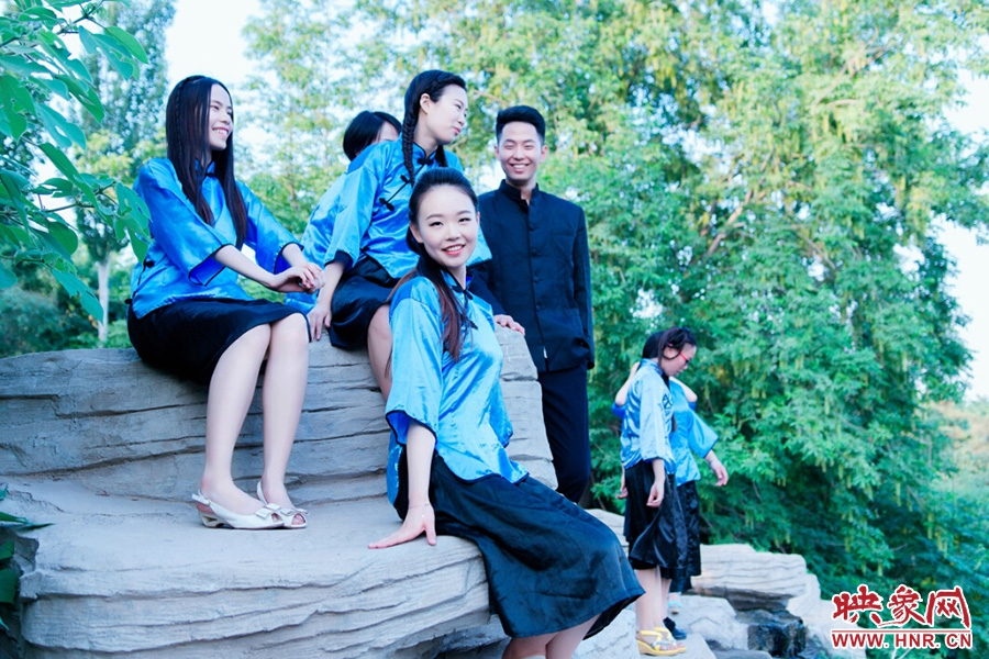 最是那溫柔一笑，定格了四年所有的記憶。