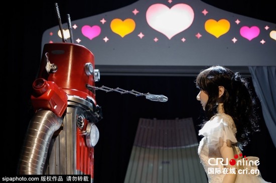 日本首個機(jī)器人婚禮于東京舉行