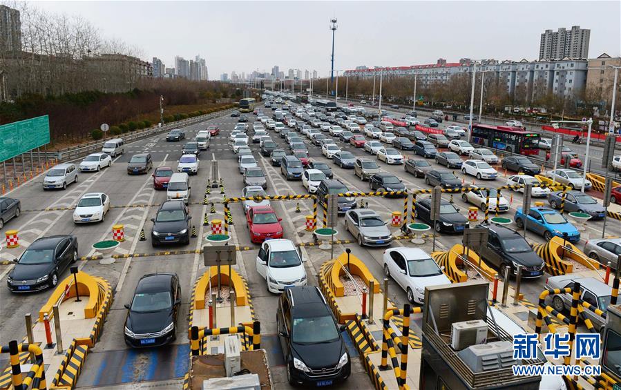 （關(guān)注春運）（22）全國各地迎來返程客流高峰