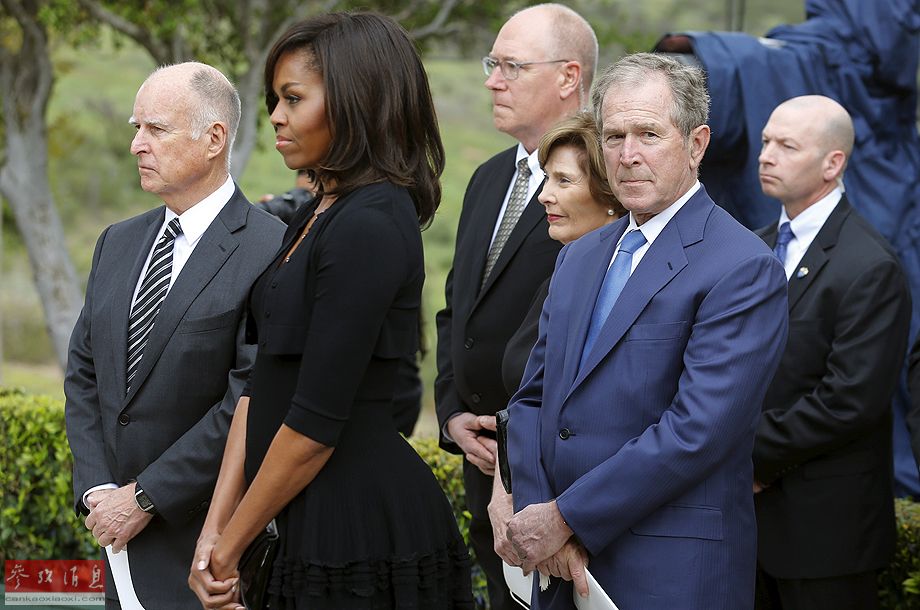 各國領(lǐng)導人退休后都干啥？小布什刷盤布朗教書