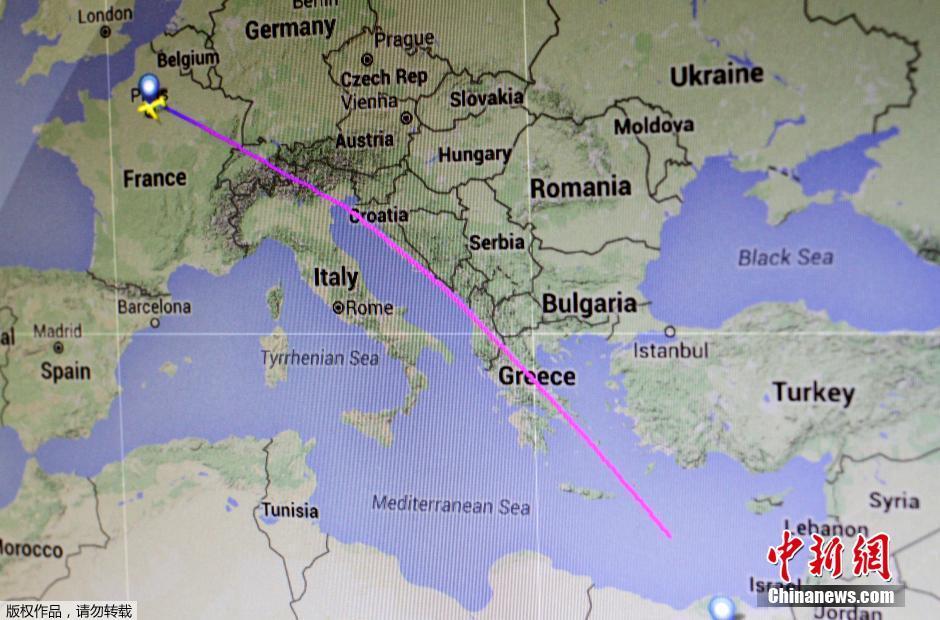載66人埃航失聯(lián)客機(jī)墜毀 同線航班當(dāng)晚照常起飛