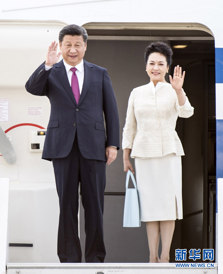 習(xí)近平抵達(dá)華沙 開始對波蘭共和國進(jìn)行國事訪問