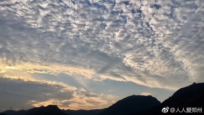 又被鄭州的藍天刷屏！隨便一拍就是手機壁紙