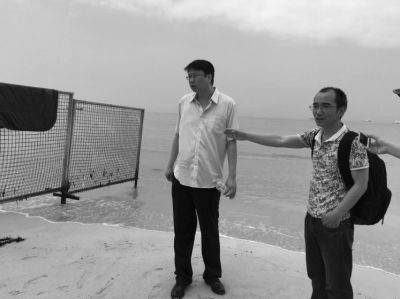 遇難者家屬稱，事發(fā)時(shí)并沒(méi)有這些鋼絲網(wǎng)，也沒(méi)看到警示標(biāo)志。