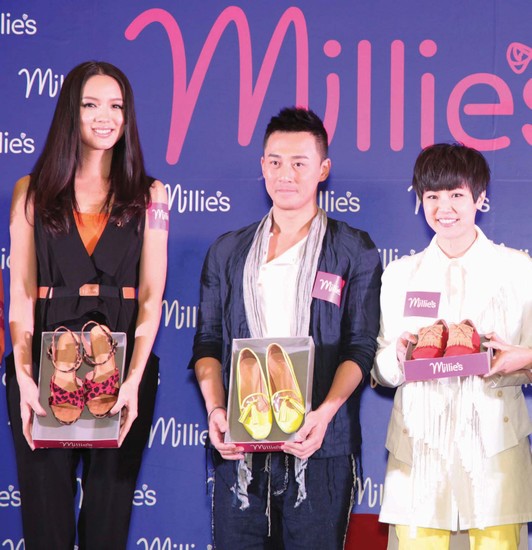 不過，跟世姐合影，也只是美不美，美多少的問題。