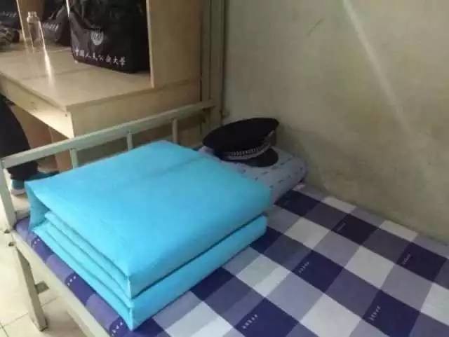 這個學(xué)校的男生宿舍火了！女同學(xué)都喊著要嫁