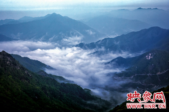 美不勝收 爬山、游園、賞奇觀（組圖）