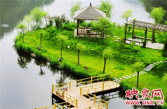 美不勝收 爬山、游園、賞奇觀（組圖）