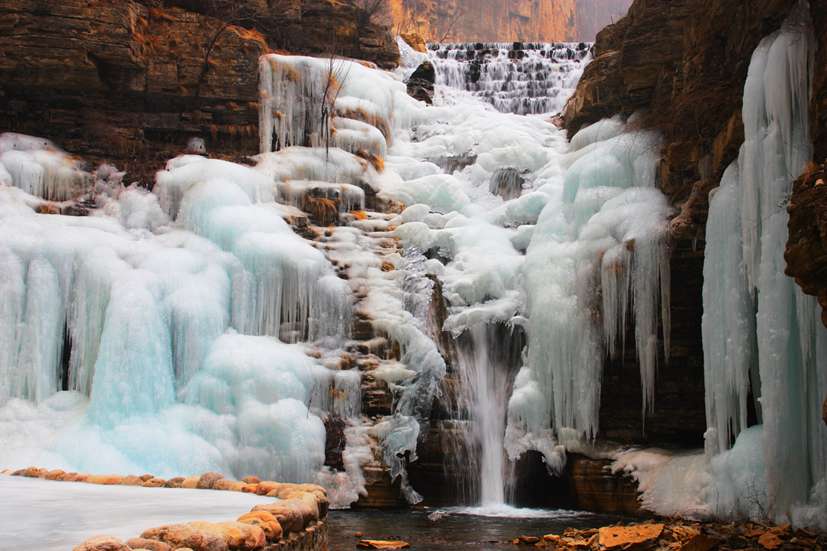 冬天來通天峽看冰掛吧!景區(qū)門票半價(jià)優(yōu)惠哦。
