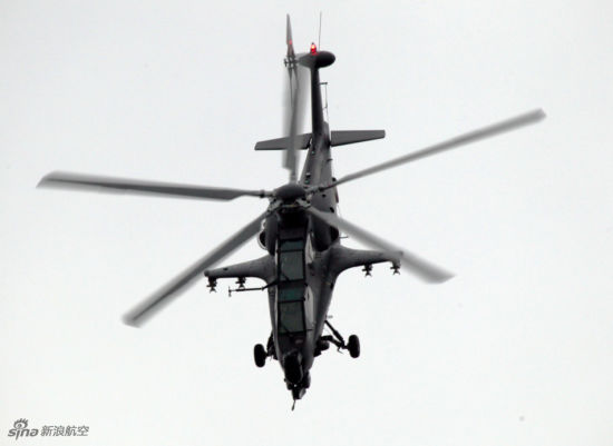 資料圖：在珠海航展上亮相的武直-10攻擊直升機。