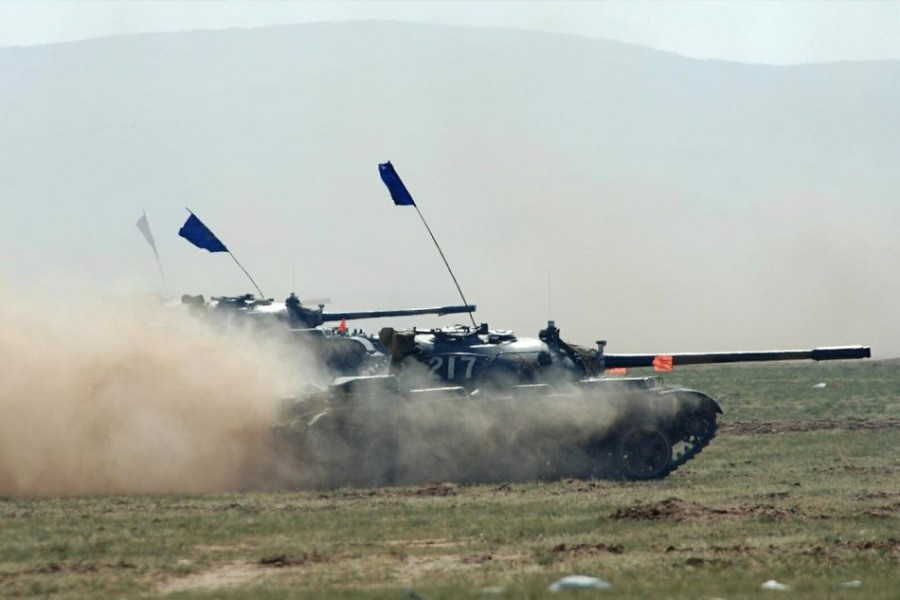 　火車上59式坦克密密麻麻。