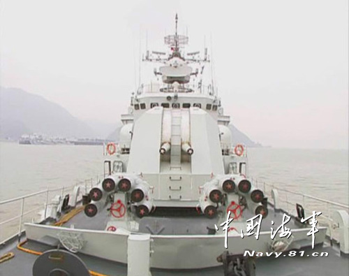 東海艦隊遠(yuǎn)海訓(xùn)練艦艇編隊赴西太平洋訓(xùn)練。