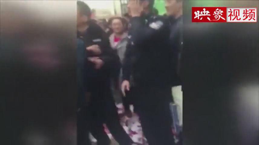 暈！城管被打警方出警被圍攻