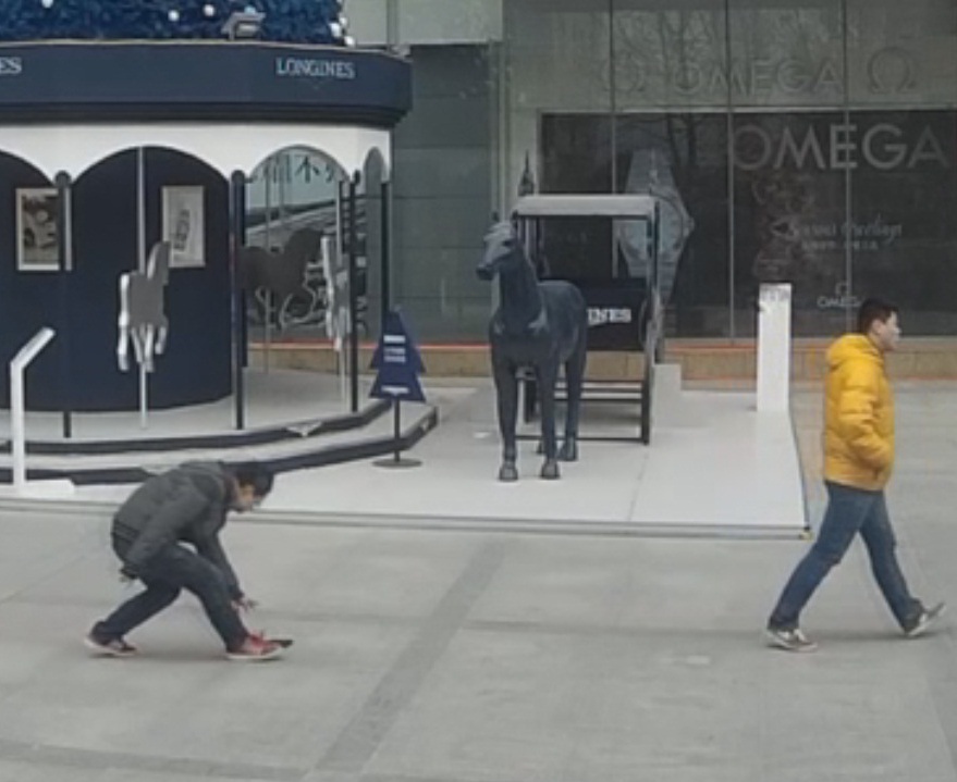 鄭州表情之跨年笑臉 撿人錢包拒絕歸還 正義哥在哪？