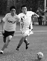 　海馬汽車隊建隊已久，曾參加過全國性的草根足球聯賽，并取得過好名次