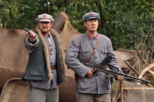 于震飾演令長豐 于震飾演令長豐