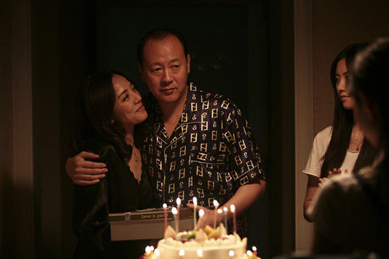 《謊言背后》劇照