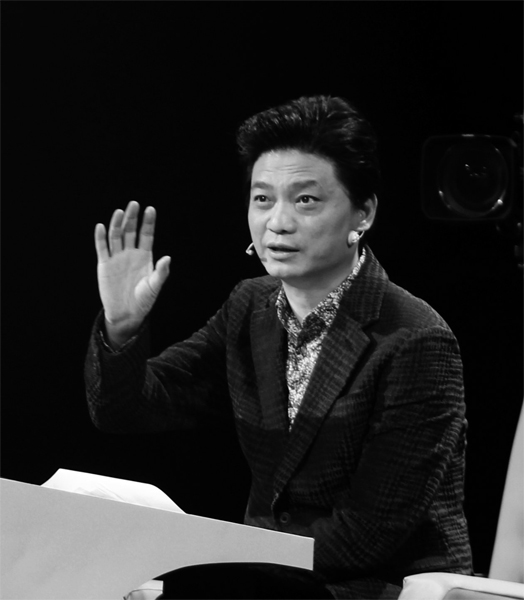 “希望女兒最好永遠不要交男朋友，最好把父親當男朋友?！贝抻涝φf。