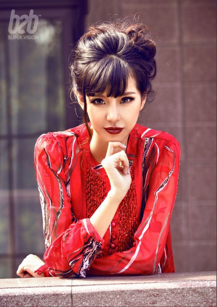 工大最美?；ㄍπ爻鲧R破底線